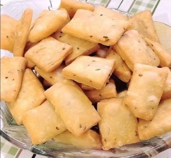 TCH NAMAKPARA SQUARE(400G*12